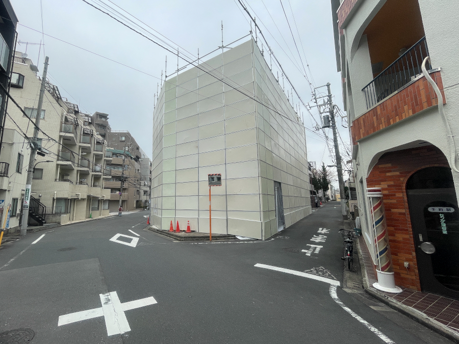 【東京23区】新宿区早稲田鶴巻町で解体工事進行中