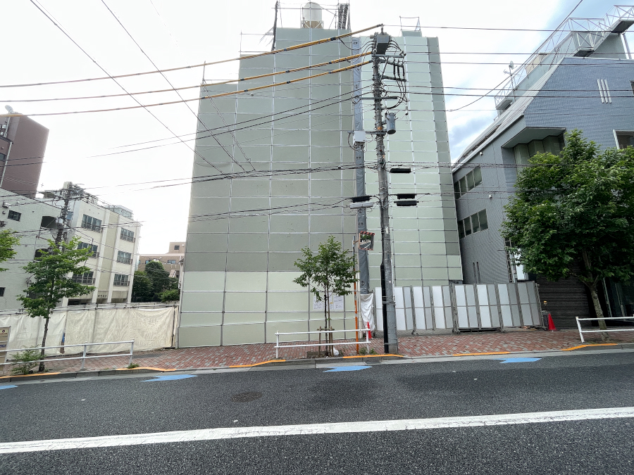 【東京23区】新宿区四谷三栄町で解体工事進行中